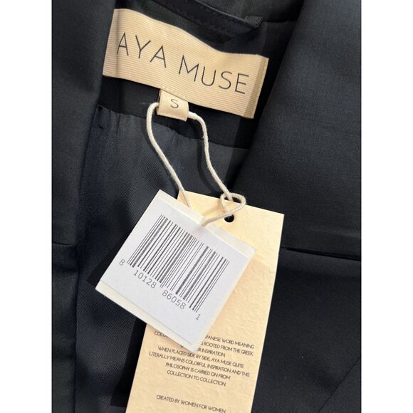 Aya Muse Ramari Cropped Jacket in Black - Picture 4 of 4